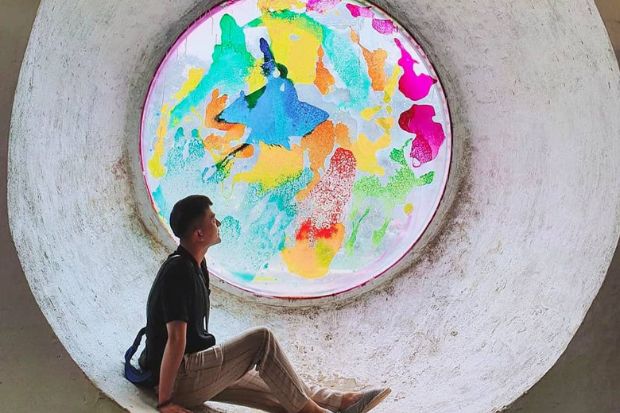 Khu du lịch lá phong Đà Lạt - Mặt trống sắc màu