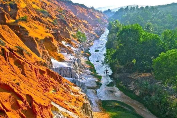 kinh nghiệm đi h&ograve;n rơm mũi n&eacute; - suối ti&ecirc;n 