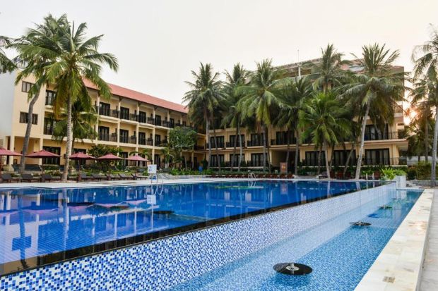 kinh nghiệm đi h&ograve;n rơm mũi n&eacute; - resort