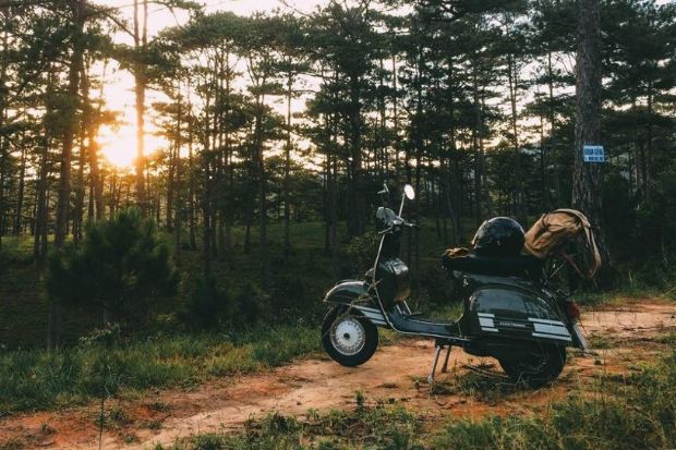 Làng đất sét Đà Lạt - Xe máy