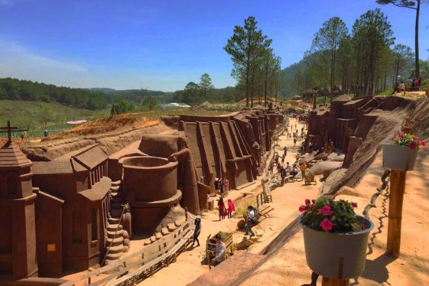 Làng đất sét Đà Lạt - Công trình chân thật