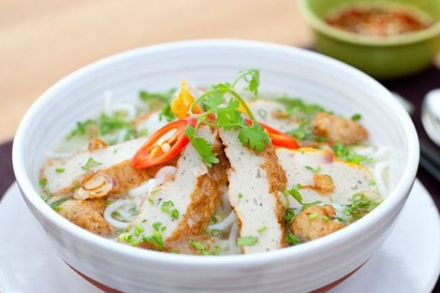 Món ăn ngon ở Phan Thiết - Bánh canh chả cá