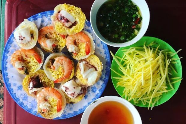 Món ăn ở Nha Trang - Bánh căn