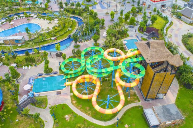 review c&ocirc;ng vi&ecirc;n nước hạ long - chinh phục m&atilde;nh x&agrave;