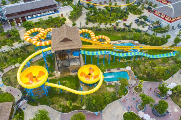 review c&ocirc;ng vi&ecirc;n nước hạ long - đảo hải tặc