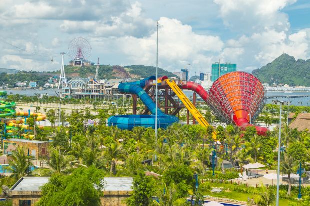 review c&ocirc;ng vi&ecirc;n nước hạ long - lưu &yacute;