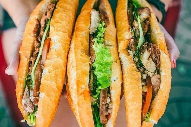 review du lịch đ&agrave; nẵng 3n2đ - b&aacute;nh m&igrave; 