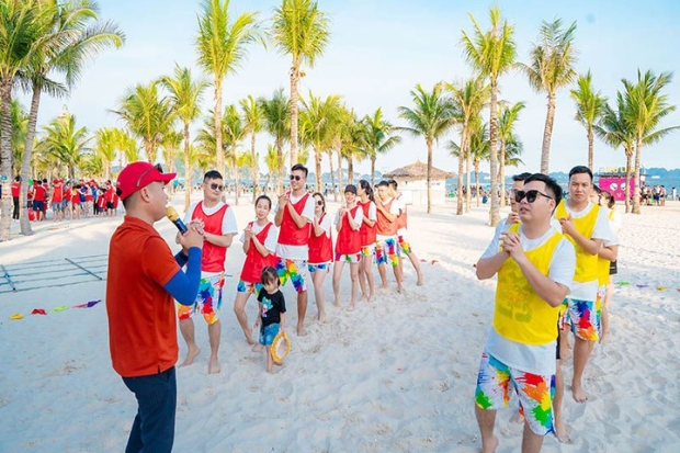 Team Building là gì - Hạ Long