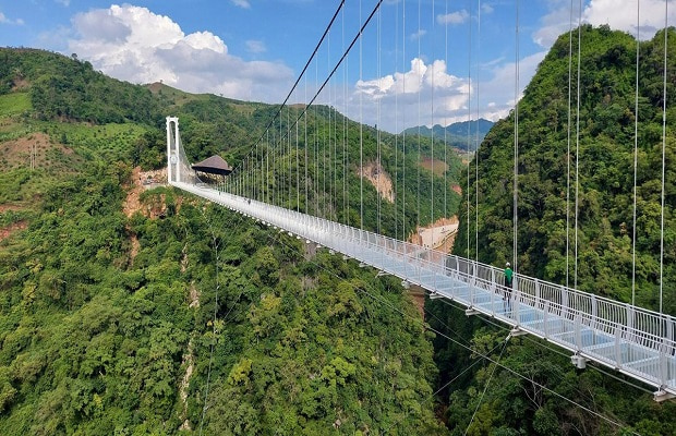 tham quan cầu kính 7d đà lạt - giới thiệu cầu kính 7d đà lạt