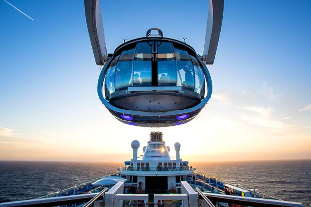 Tham quan Spectrum of the Seas - Đài quan sát “sao Bắc Đẩu”