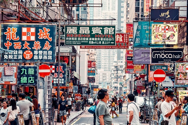 vé máy bay từ TpHCM đi Hong Kong