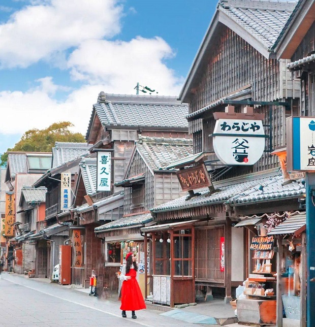 vé máy bay đi Nhật Bản tháng 8