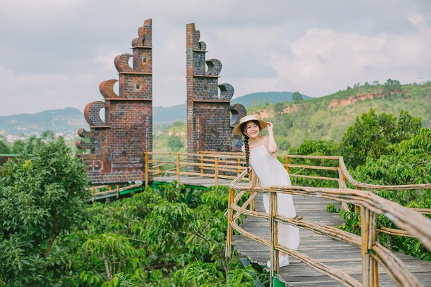 Mê Linh Coffee Garden