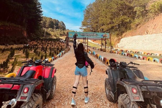 Wonderland Đà Lạt - Trang phục