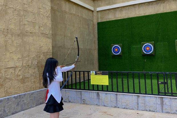 Wonderland Đà Lạt - Bắn cung