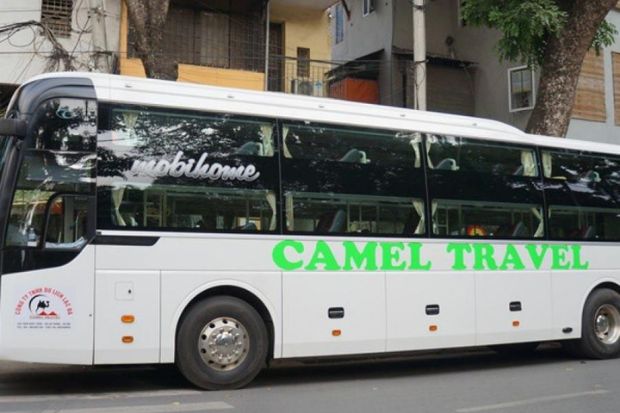 xe đi Huế - camel travel