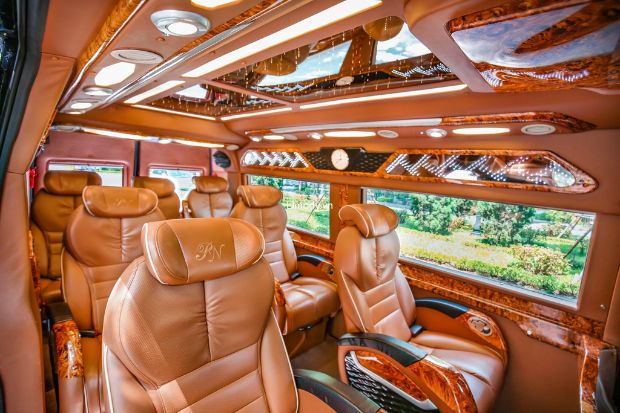 xe đi Huế - T&acirc;n Ngọc Trinh