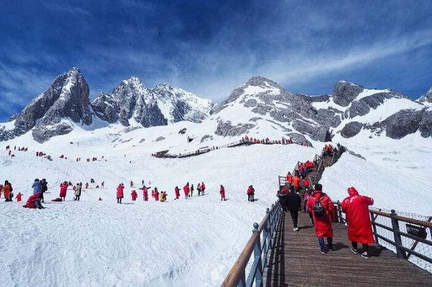 Bạch Thủy Hà - Núi tuyết Ngọc Long