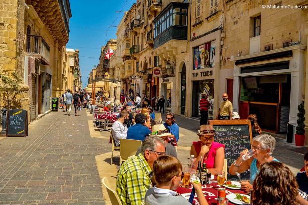 có nên định cư ở Malta