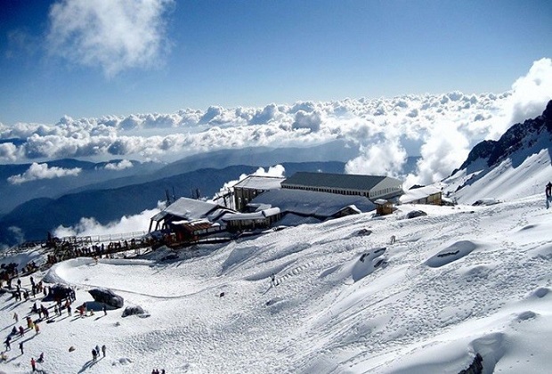 công viên hắc long đàm -núi tuyết ngọc long