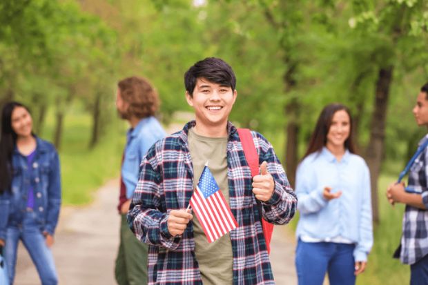 Những c&acirc;u hỏi li&ecirc;n quan đến thủ tục xin định cư Mỹ diện F2