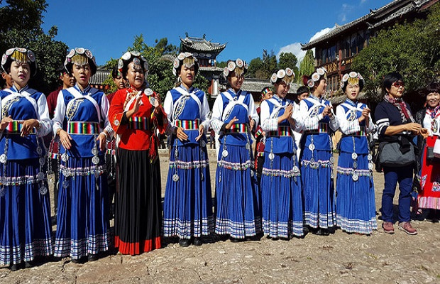 hồ khiêu hiệp - Nét văn hóa độc đáo của người Nạp Tây