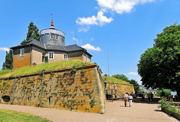 hòn đảo wilhelmstein - pháo đài trên hòn đảo wilhelmstein