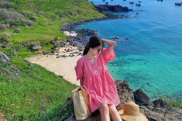 H&ograve;n Tranh Ph&uacute; Qu&yacute; - Vẻ đẹp h&ograve;n Tranh