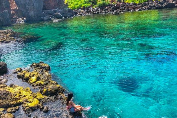 H&ograve;n Tranh Ph&uacute; Qu&yacute; - H&ograve;n Tranh nh&igrave;n từ tr&ecirc;n cao