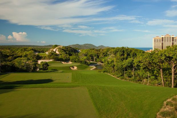 Ixora Hồ Tràm by Fusion - Sân golf