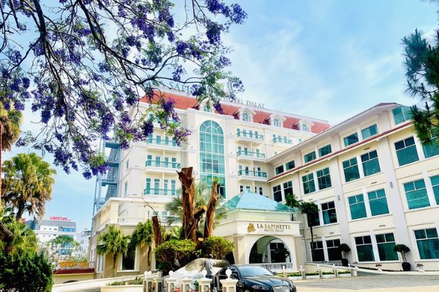 liệt kê các sản phẩm combo đà lạt - Khách Sạn La Sapinette