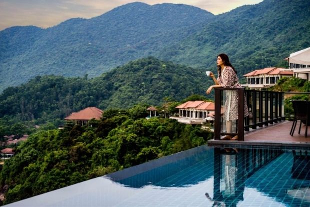 liệt k&ecirc; c&aacute;c sản phẩm combo huế - Resort Banyan Tree Lăng C&ocirc; Huế