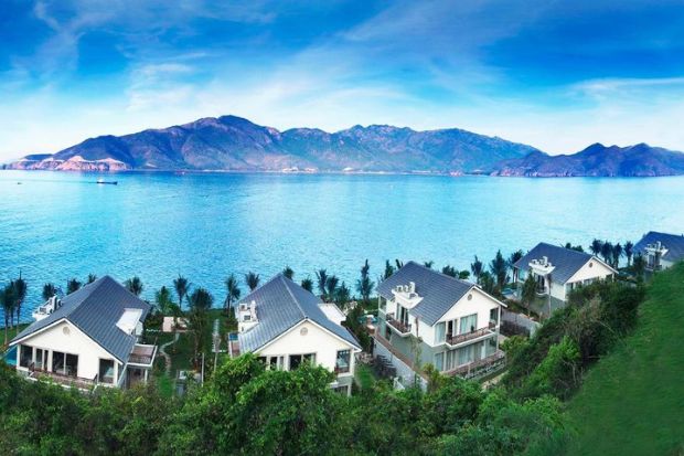 liệt k&ecirc; c&aacute;c sản phẩm combo nha trang - Khu nghỉ dưỡng Mer Perle H&ograve;n Tằm Nha Trang 5 sao 