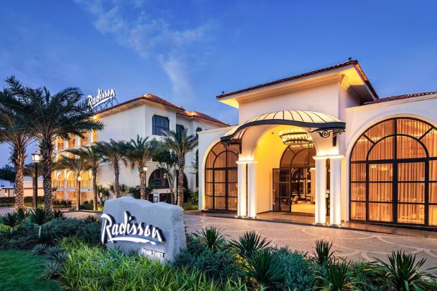 liệt k&ecirc; c&aacute;c sản phẩm combo phan thiết - Radisson Resort Phan Thiết 5 sao