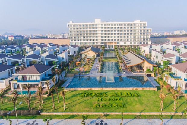 liệt k&ecirc; c&aacute;c sản phẩm combo ph&uacute; y&ecirc;n - Rosa Alba Resort Tuy H&ograve;a 5 sao