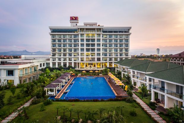 liệt k&ecirc; c&aacute;c sản phẩm combo quảng b&igrave;nh - Gold Coast Hotel Resort & Spa 5 sao