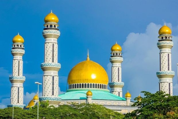 Nhà thờ Hồi giáo dát vàng Jame Asr Hassanil Bolkiah - Kiến trúc bên ngoài