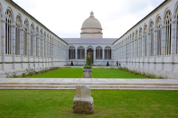 Tháp nghiêng Pisa - Khu nghĩa trang Camposanto