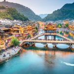 Tour Phượng Hoàng Cổ Trấn – Trương Gia Giới 5N4Đ Trọn Gói Giá Tốt