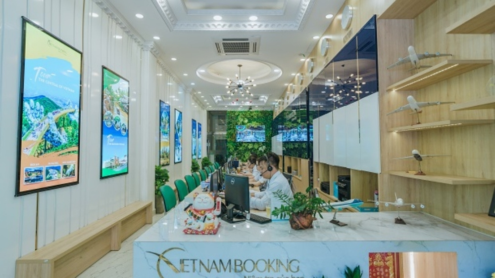 Vietnam Booking hỗ trợ đặt v&eacute; m&aacute;y bay Vietravel Airlines