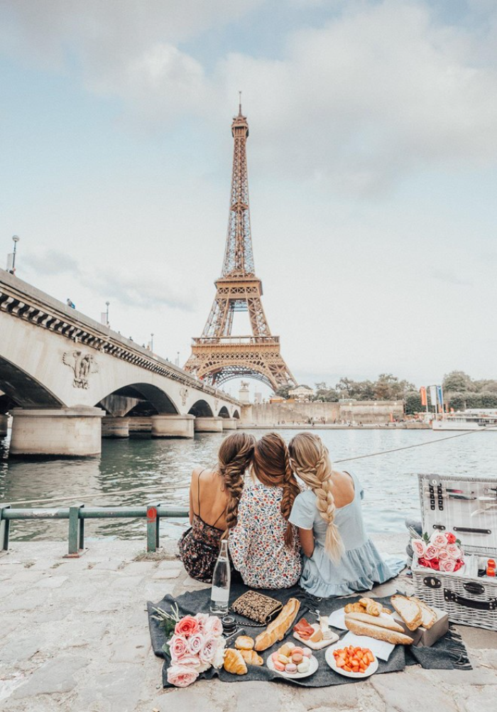 Bay từ H&agrave; Nội đến Paris bao l&acirc;u