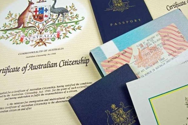 Thủ tục l&agrave;m hồ sơ xin visa định cư &Uacute;c