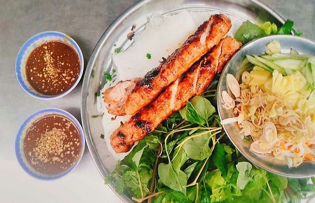 đặc sản bạc liêu - bún xào nem nướng