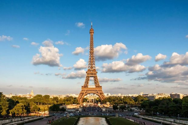 Điều kiện và thủ tục đầu tư định cư Pháp