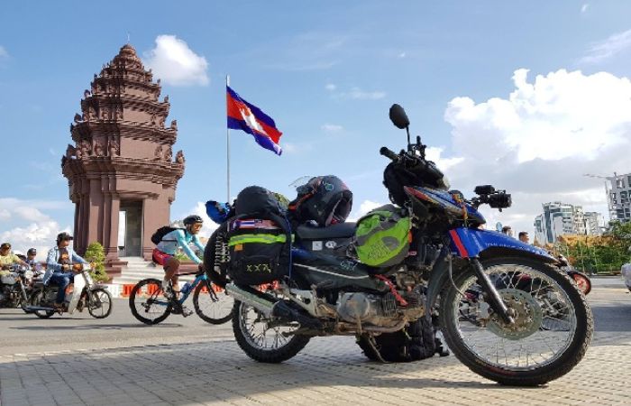 Đi Campuchia bằng xe máy
