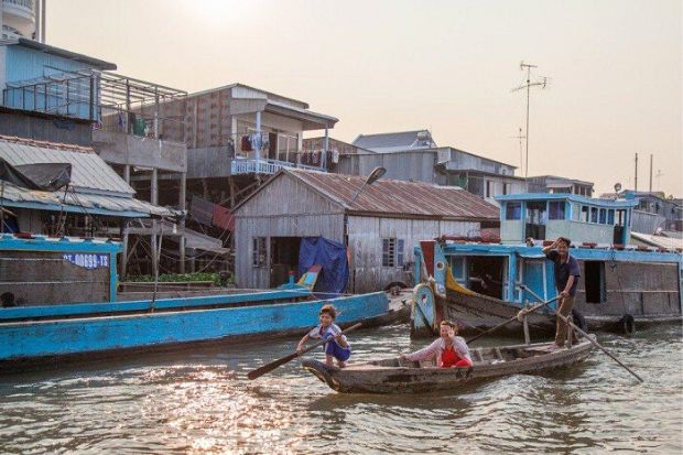 Làng bè Châu Đốc - Nhịp sống miền Tây