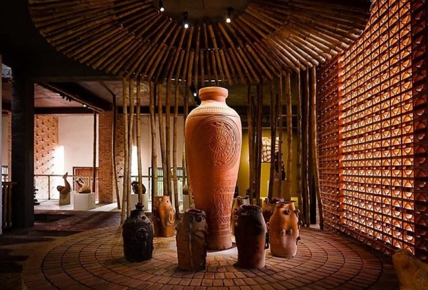 làng gốm thanh hà - chìm đắm trong không gian cổ kính