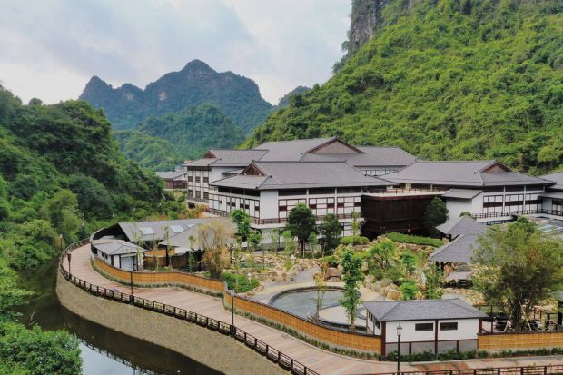 liệt kê các sản phẩm combo quảng ninh - Yoko Onsen Quang Hanh