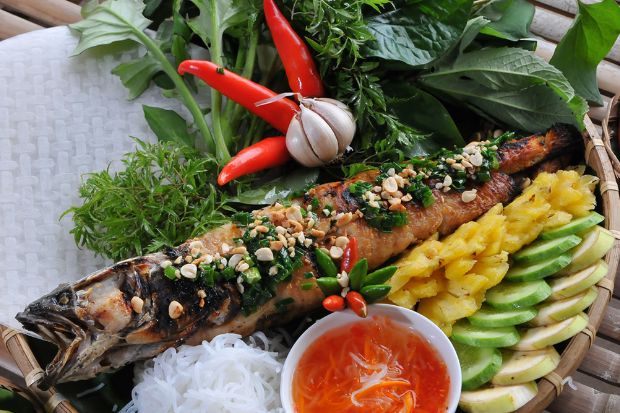 Món ăn ngon ở Cần Thơ - Cá lóc nướng trui