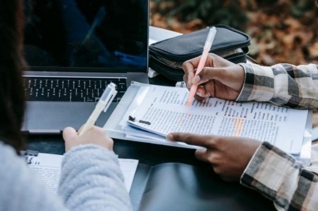 ngành khoa học xã hội và truyền thông